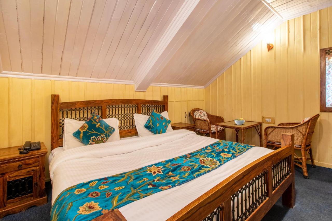 Hotel Little Silver Pahalgām Esterno foto