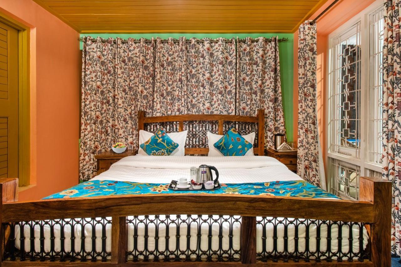 Hotel Little Silver Pahalgām Esterno foto