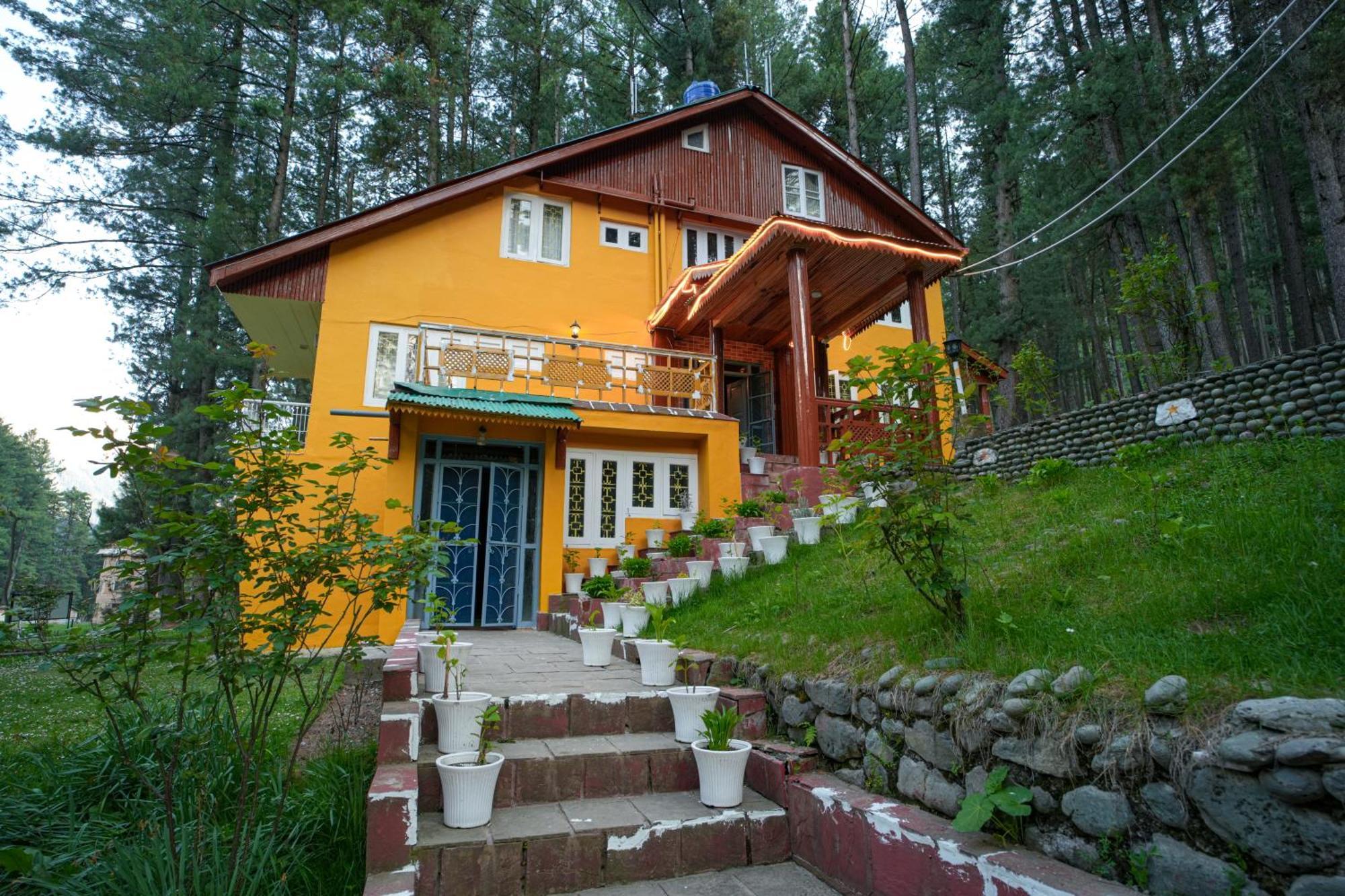 Hotel Little Silver Pahalgām Esterno foto