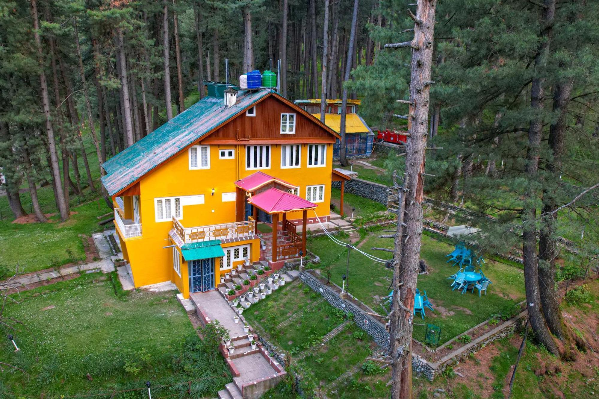 Hotel Little Silver Pahalgām Esterno foto